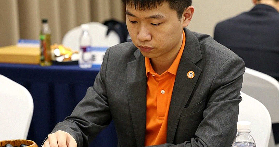 Carlsen khen ngợi Sindarov hiếm hoi sau trận hòa tại Global Chess League 2026: Nước đi 3.f6 từ cú click chuột của huấn luyện viên và khoảnh khắc người trẻ dám đứng thẳng