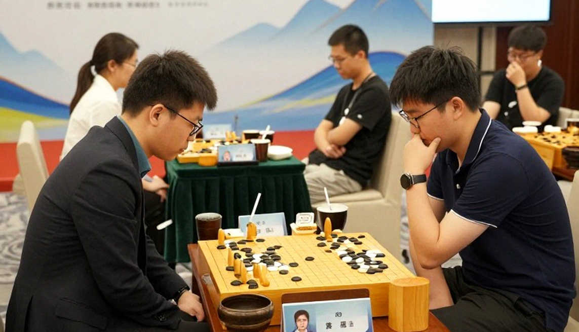 Khi tiêu đề nói một đằng, nội dung lại đi một nẻo: Phân tích vụ ChessBase Magazine #225 và bài học về độ tin cậy trong truyền thông cờ vua