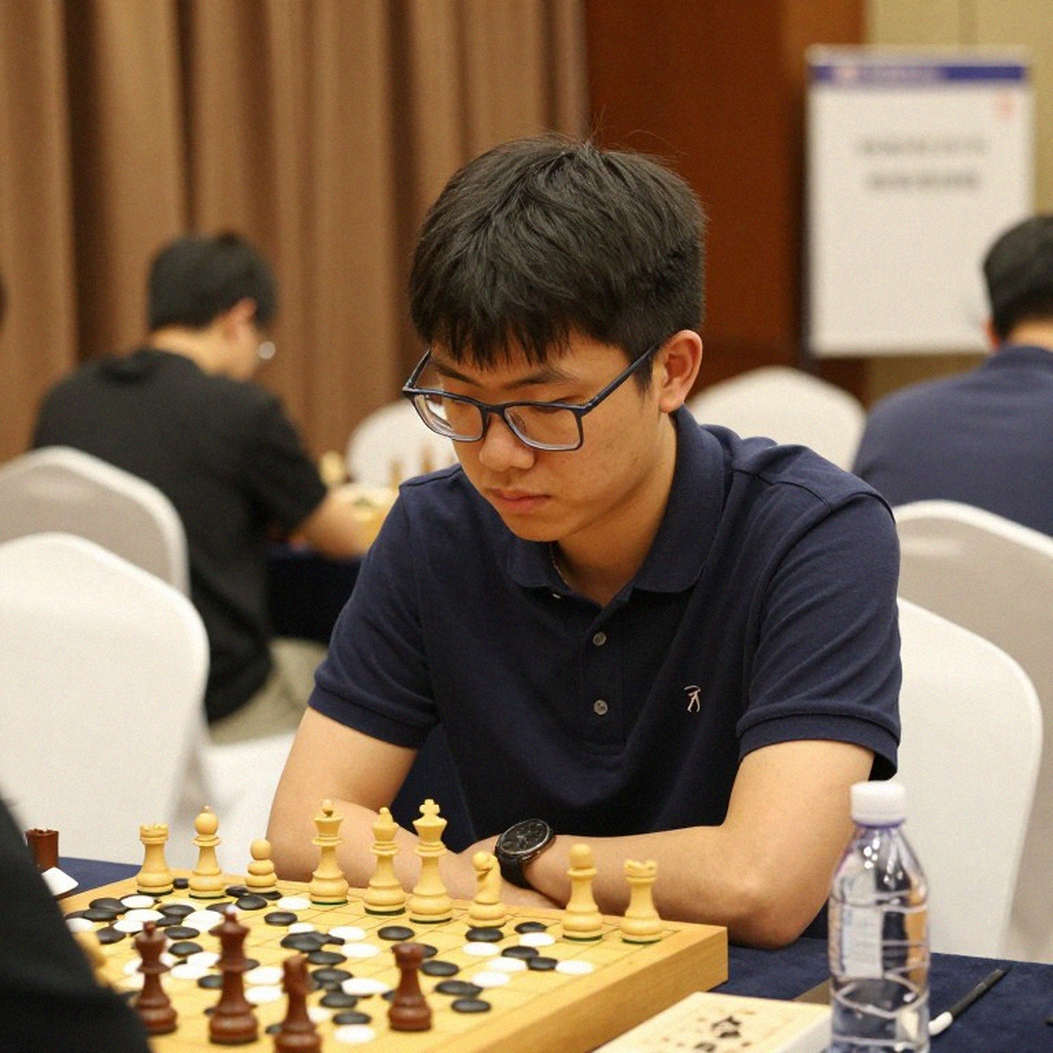 Carlsen Hòa Sindarov Tại Global Chess League 2026: Sai Lầm Mở Đầu 3.f6 Và Lời Khen Hiếm Hoi